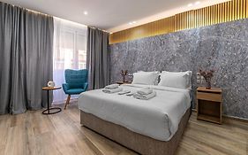 Stylish Living-Ioli